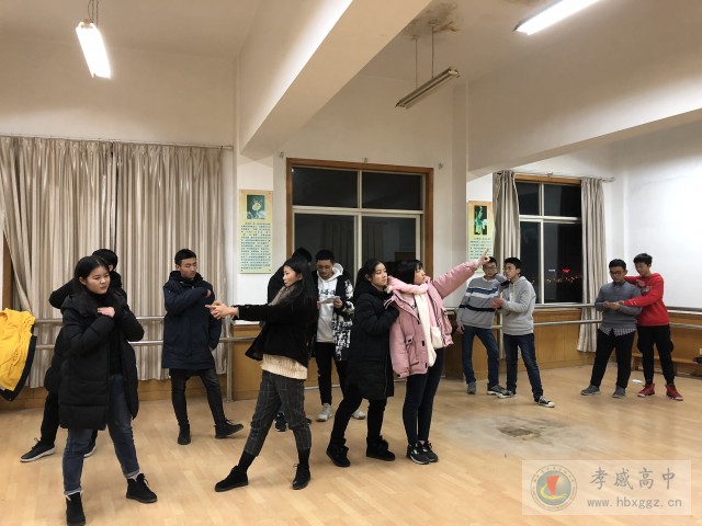 高效演練節(jié)目，展現(xiàn)學(xué)子風(fēng)采